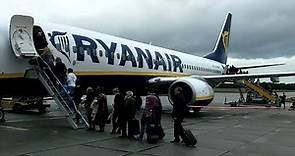 MY FIRST TRIP REPORT! || Ryanair || Prague-Budapest || Boeing 737-800