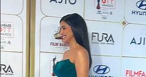 Nimrat Kaur WALKS slowly at the red carpet of Filmfare OTT awards due to her outfit 😱 #shorts