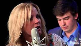 Rhonda Vincent & The Rage "Drivin' Nails In My Coffin"