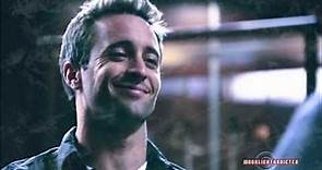 Alex O'Loughlin is beautiful