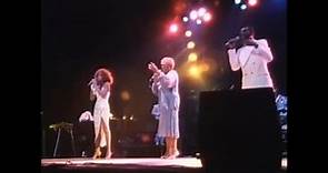 Whitney Houston - When I First Saw You (Live) feat. Cissy Houston & Gary Houston