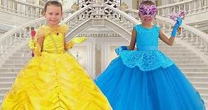 Alice se viste con un hermosas vestido de princesas | Compilación historias para niños