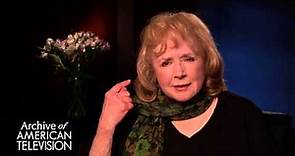 Piper Laurie discusses "Days of Wine and Roses" - EMMYTVLEGENDS.ORG