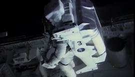 Muere Bruce McCandless, el primer astronauta que voló sin ataduras