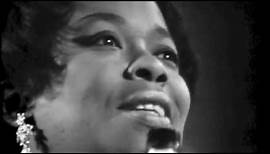 Sarah Vaughan ft The Bob James Trio - The Shadow Of Your Smile (Live from Sweden) 1967