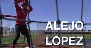 Alejo Lopez (Cincinnati Reds) takes batting practice in 2022 Spring Training