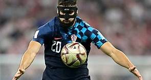 Mundial 2022: por qué el defensor croata usa máscara para jugar ante Argentina