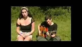 Amy Winehouse "(There is ) no greater love " Live acoustique 2003