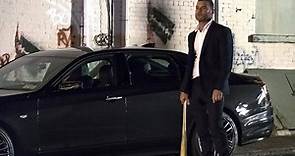 Watch Ray Donovan Season 6 Episode 3: He Be Tight. He Be Mean. - Full show on Paramount Plus