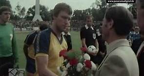 Rüdiger Schnuphase vom FC Carl Zeiss Jena wird Fussballer des Jahres 1982 - www.panoramadigital.de