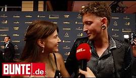 "Bares für Rares"-Star Fabian Kahl – Exklusiv: Er hat sich mit seiner Yvonne verlobt
