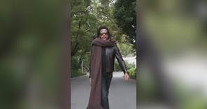 Lenny Kravitz makes his TikTok debut with his iconic giant scarf