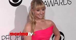 Melissa Rauch People's Choice Awards 2014 - Red Carpet Arrivals