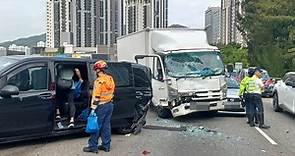 【交通意外】荃灣路6車連環相撞　至少5人受傷包括男嬰 - 香港經濟日報 - TOPick - 新聞 - 社會