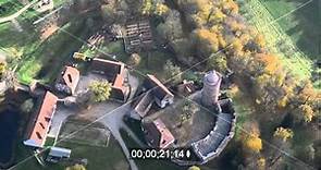 Herbstlandschaft an der Burg Stargard im Bundesland Mecklenburg-Vorpommern