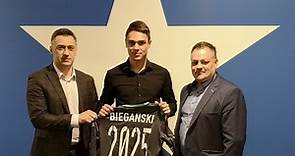 Mikołaj Biegański, utalentowany bramkarz z Częstochowy, podpisał kontrakt z Wisłą Kraków