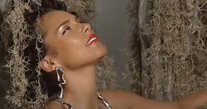 'Lifeline' de Alicia Keys estrena videoclip con imágenes de la película "El color púrpura"