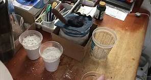 How to mix plaster of paris for casting a mold