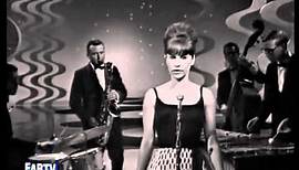 Astrud Gilberto and Stan Getz - The Girl From Ipanema (1964) LIVE