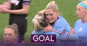 Laura Coombs extends Manchester City's lead!