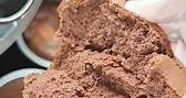 甜品店的布朗尼蛋糕，原来做法这么简单，里面加块巧克力口感会更细腻，一看就会，快来试试吧。