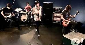 Bring Me The Horizon - Crucify Me (Exclusive Performance Yahoo! Music)