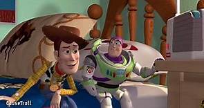 Woody y Buzz esperan los regalos de navidad de Andy audio latino (HD) ToyStory