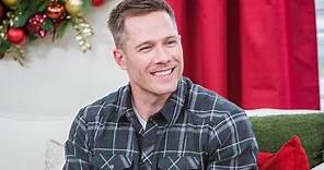 Highlights - “A Shoe Addicts Christmas” star Luke Macfarlane – Hallmark Channel