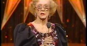 Bette Davis Introduces Best Picture Winner At The 1986 Golden Globes