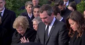 El vídeo inédito del entierro de Constantino de Grecia que muestra gestos nunca vistos de Felipe y Letizia