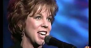 VICKI LAWRENCE "NIGHT THE LIGHTS WENT OUT IN GEORGIA" LIVE 1995