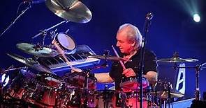 Alan White: Drum Solo at Woodstick Big Beat 2010 #alanwhitre #drumsolo #drummerworld