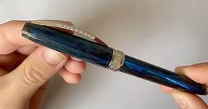 WHAT A STAR! Visconti Van Gogh Starry Night Fountain Pen Review