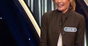 Julie Bowen on Celebrity Wheel of Fortune!