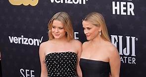 Reese Witherspoon & Her Daughter Are Practically Twins