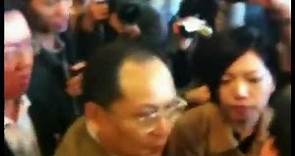 【新聞背後】廣東省省長朱小丹發布會後的記者衝突事件