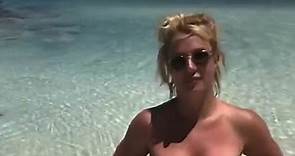 Britney Spears celebrates legal win with topless beach photoshoot
