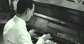 Renato Carosone - Tu vuo' fa' l'americano (original,1956,HQ,live,Eng video lyrics)