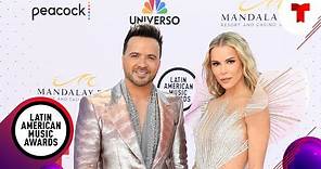 Luis Fonsi llegó con su esposa a la alfombra roja | Latin American Music Awards 2022