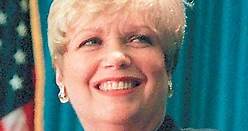 Maureen Reagan dies after 5-year battle with cancer / Reagan daughter Maureen dies at 60
