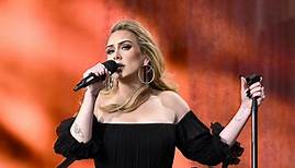 Adele unterbricht Show: „Ich sehne mich verzweifelt nach einem weiteren Baby“ - Musikexpress