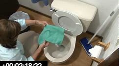 How to Clean a Bathroom in 3.5 Minutes - HQ