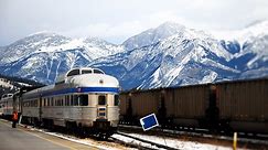 This Spectacular 4-Night Train Trip Across Canada Only Costs $431!