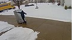 The moment a delivery man destroys fridge while wheeling it down driveway