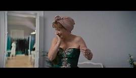 Mrs. Harris und ein Kleid von Dior | Offizieller Trailer | Ed (Universal Pictures)