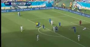 Suarez bites Chiellini in World Cup