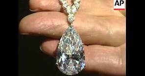 Athina Onassis sells mother Christina's jewels