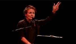 Laurie Anderson - "Homeland" (Full Performance) Lawrence, KS 2008 (shaky start, but settles down)