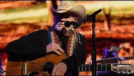 Willie Nelson - Roll Me Up and Smoke Me When I Die (Live at Farm Aid 2021)