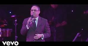 Gilberto Santa Rosa - Sin Voluntad (En Vivo)